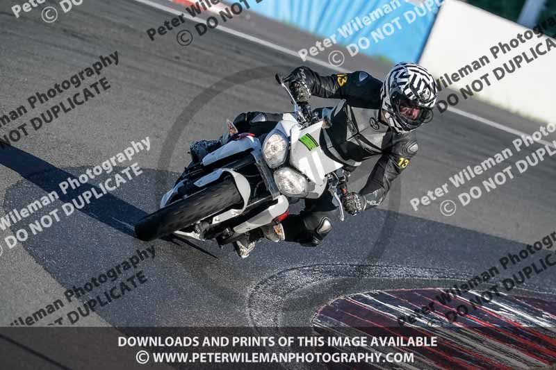 donington no limits trackday;donington park photographs;donington trackday photographs;no limits trackdays;peter wileman photography;trackday digital images;trackday photos